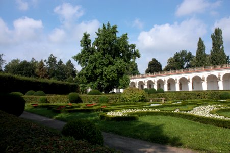 Formal garden Kromeriz (03) photo