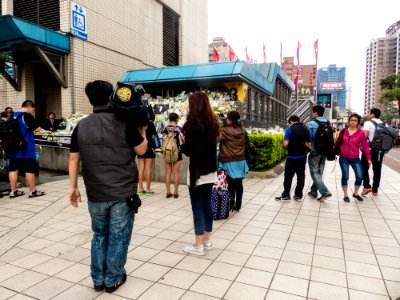 Floral Tribute for Victims of Taipei Metro Banqiao Line Attack 20140523c