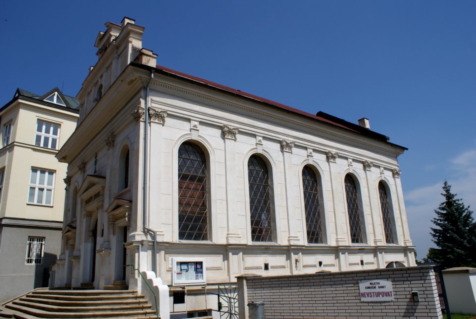 Former synagogue in Kladno 04