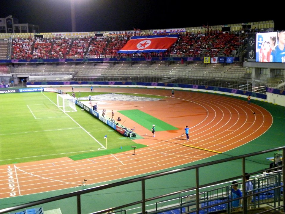 FIFA U20 WOMEN'S WORLD CUP PRK v USA, DPRK Supporters 03