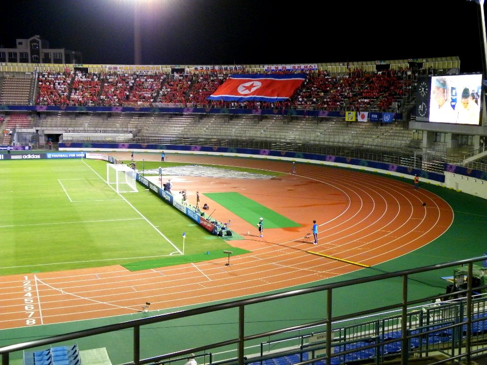 FIFA U20 WOMEN'S WORLD CUP PRK v USA, DPRK Supporters 05