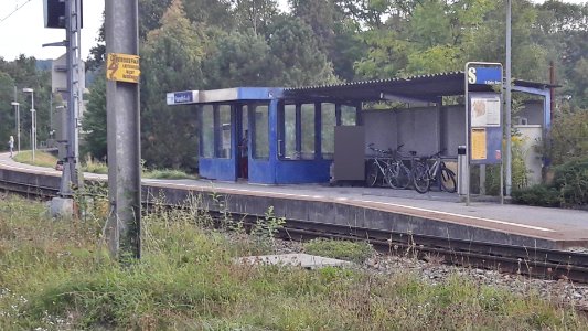 Flamatt Dorf railway station photo