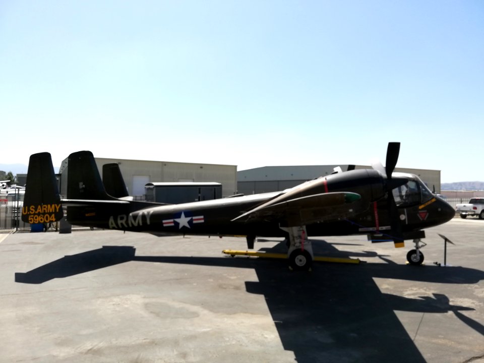 Grumman OV-1A Mohawk ‘U. S. Army - 59604’ (N4235Z) (26781524010)