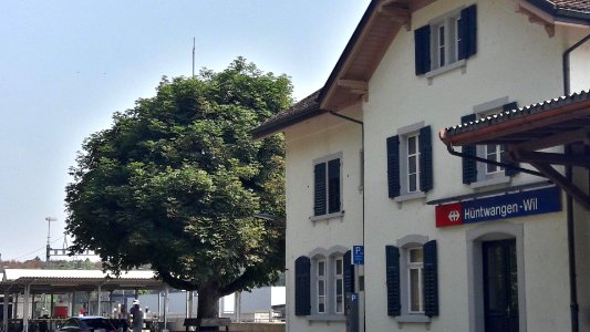 Hüntwangen-Wil railway station