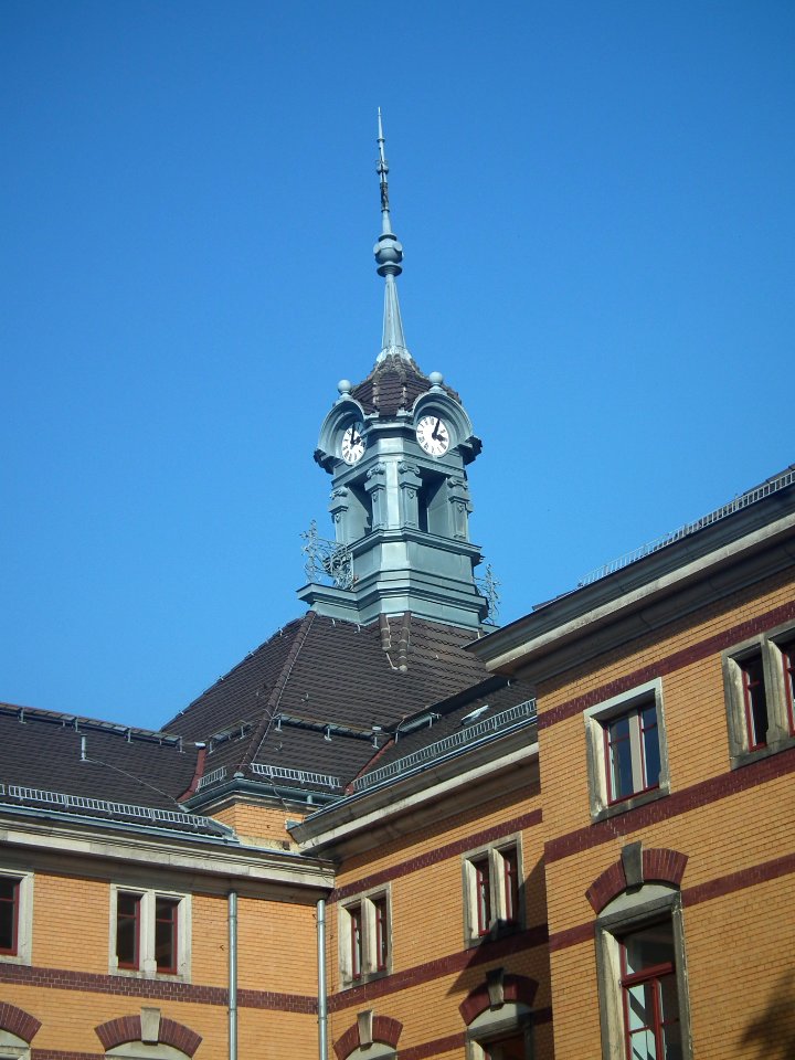 Gymnasium Dresden-Plauen 2014-10-03 Uhrenturm 02