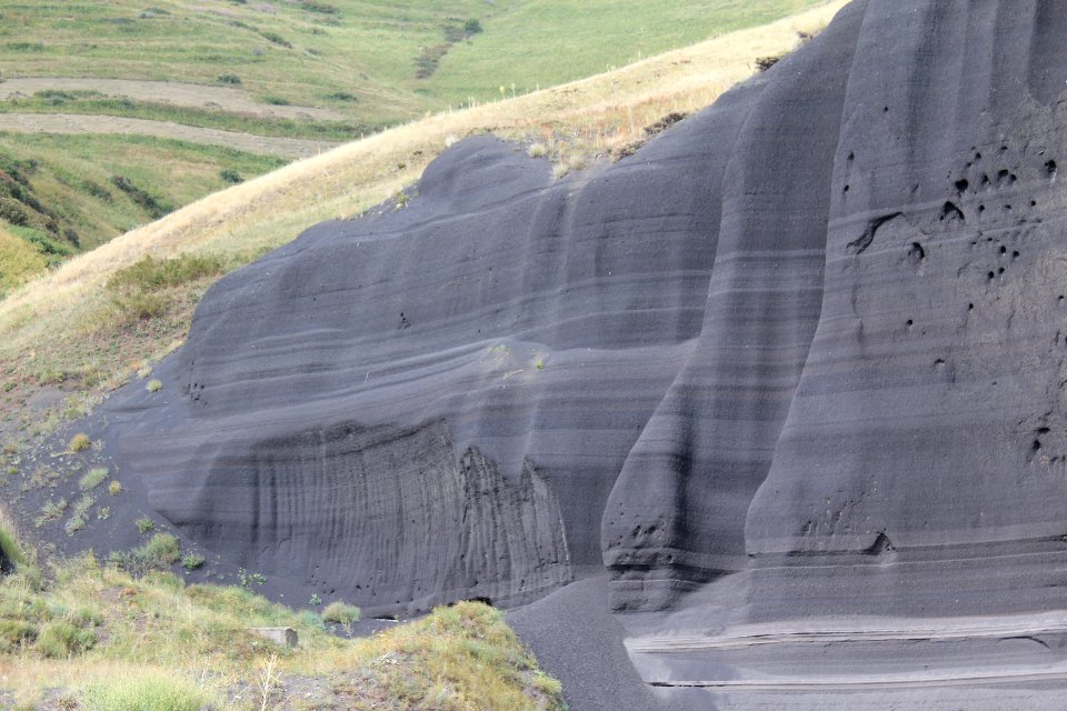Gutanasar. Mount of Armenia 4. Lava