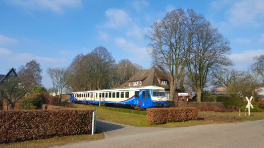 Gross Mackenstedt train stop