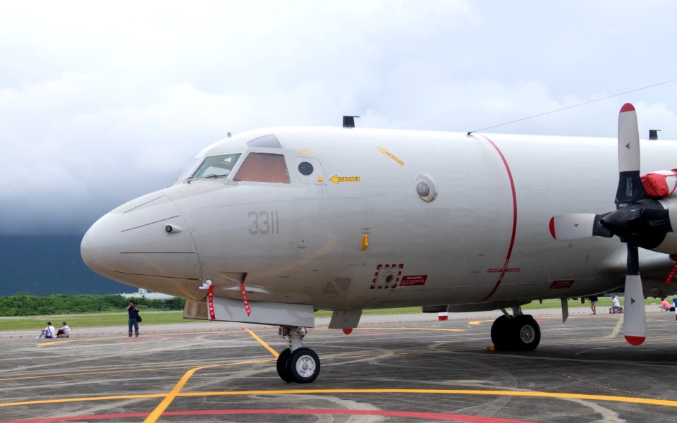 Head of ROCAF P-3C 3311 20160813Fa