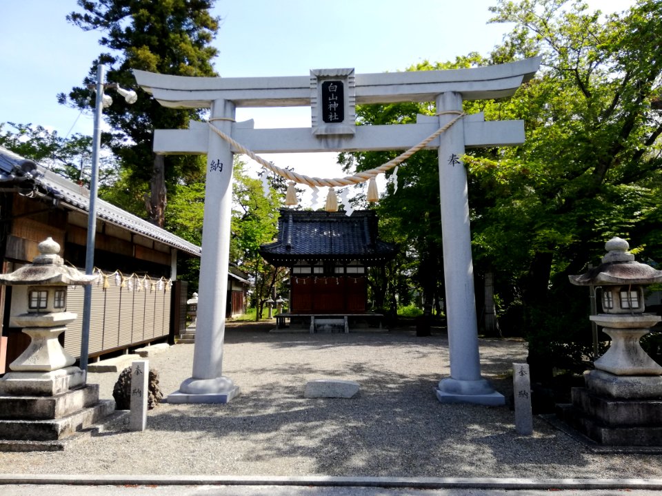 Hakusan Shrine (Uochō) 20210422 03