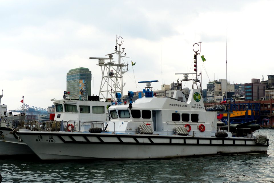 Hai Ying Shipped at Keelung Boats Pier Front Left View 20131227
