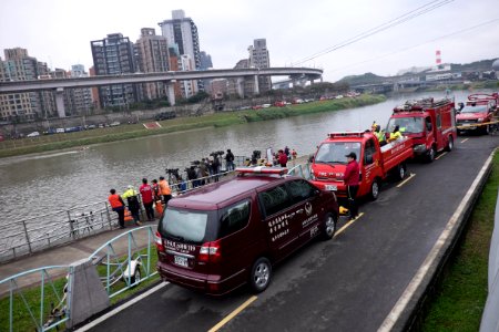 NTFD Fire Engines Parks at Nanhu Riverside Park North Road 20150204