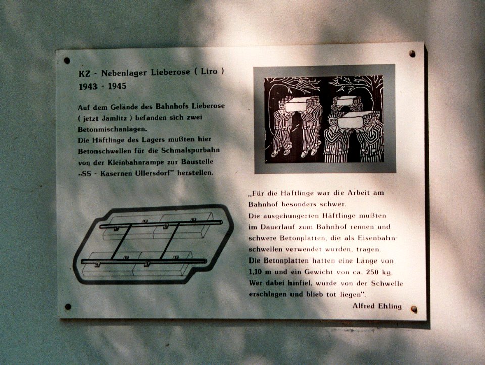 Gedenkstaette Arbeitslager Lieberose Museumsbaracke Tafel