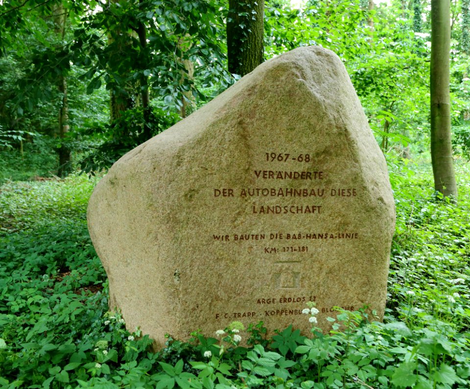 Gedenkstein Bau der Hansalinie 01