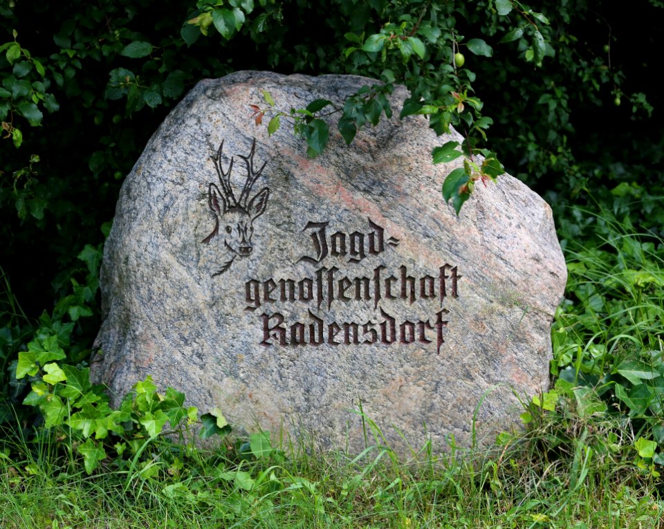 Gedenkstein Jagdgenossenschaft Radensdorf 01