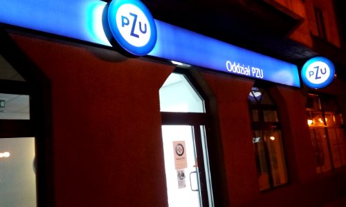 Oddział PZU w 60-tysięcznym Tomaszowie Mazowieckim (woj.łódzkie) przy trasie S8, 100 km od Warszawy i 50 km od Łodzi