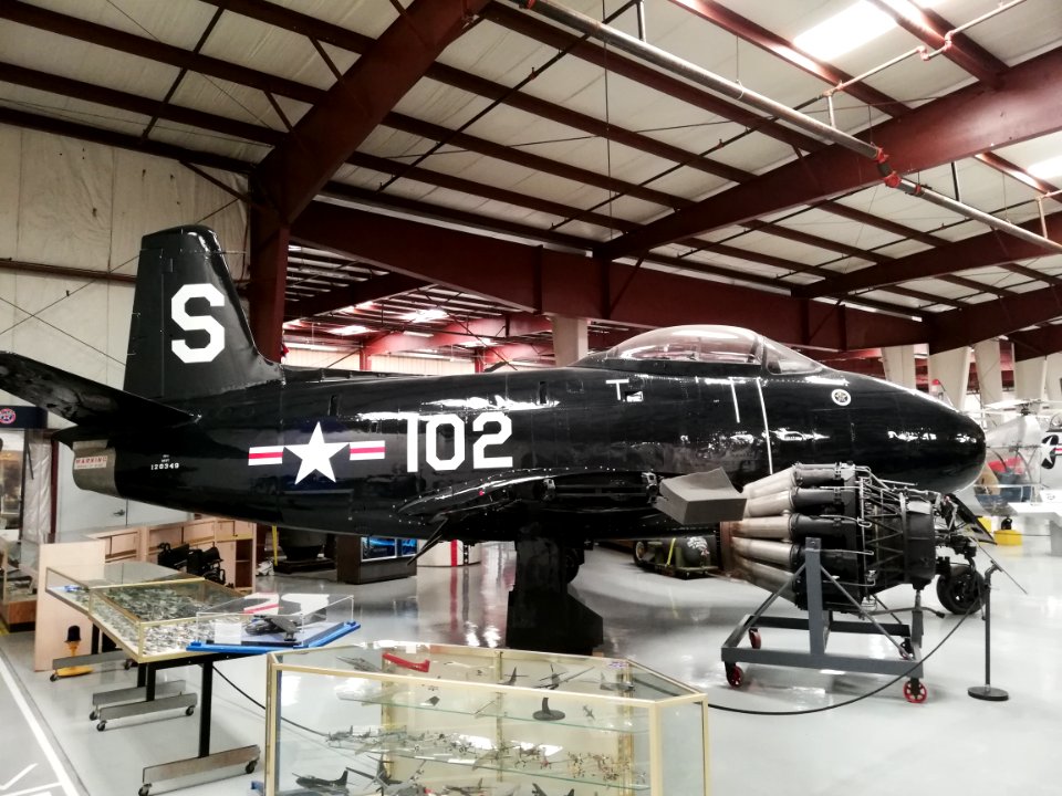 North American FJ-1 Fury ‘102 - S’ (2598325694)