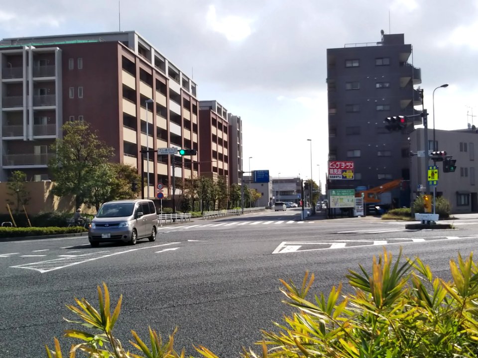 Gomu dōri iriguchi Intersection