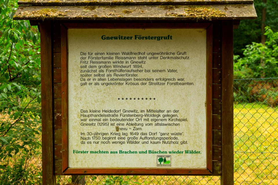 Gnewitz Waldfriedhof 03