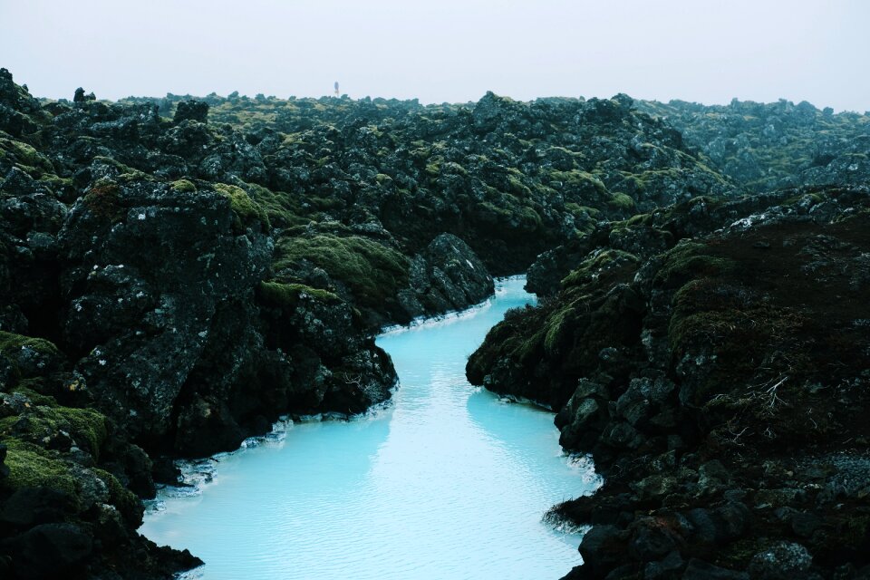 Cliff lake water