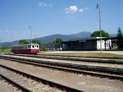 Lubenik station M282 photo