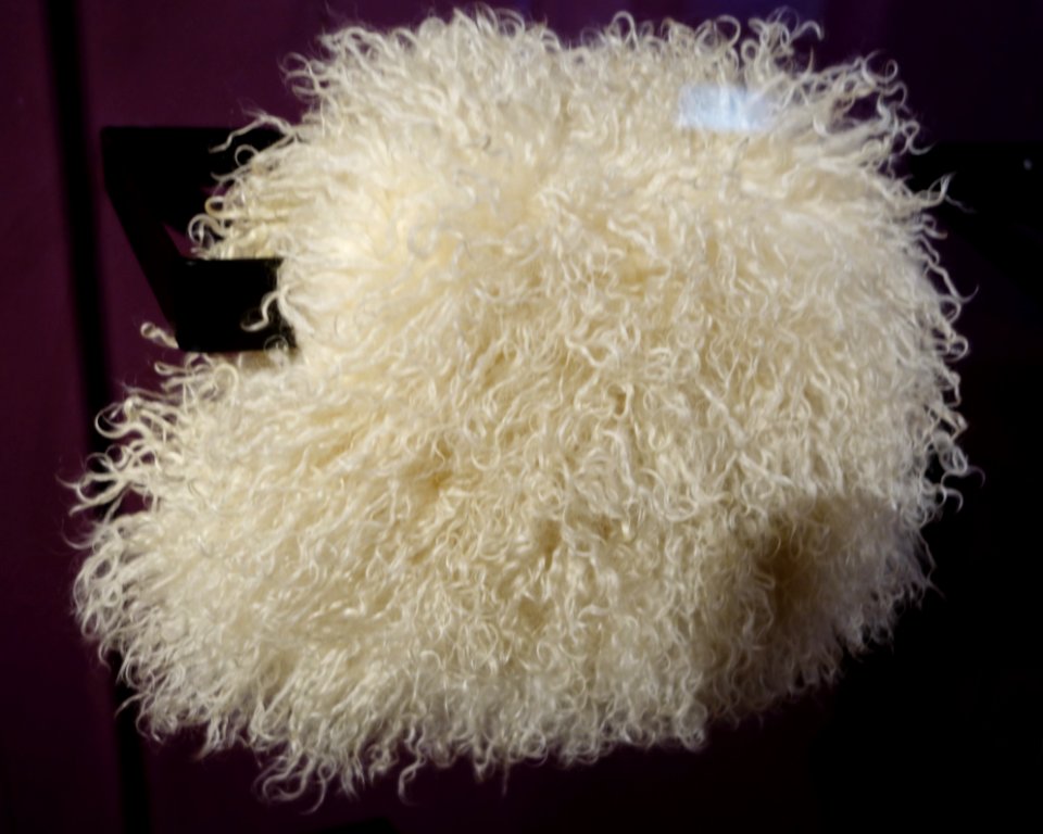 Modische Raubzüge - Eine Ausstellung in der Textilfabrik Cromford (055)