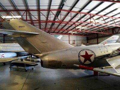 Mikoyan-Gurevich MiG-15bis ‘1051’ (N87CN) (26800302615)