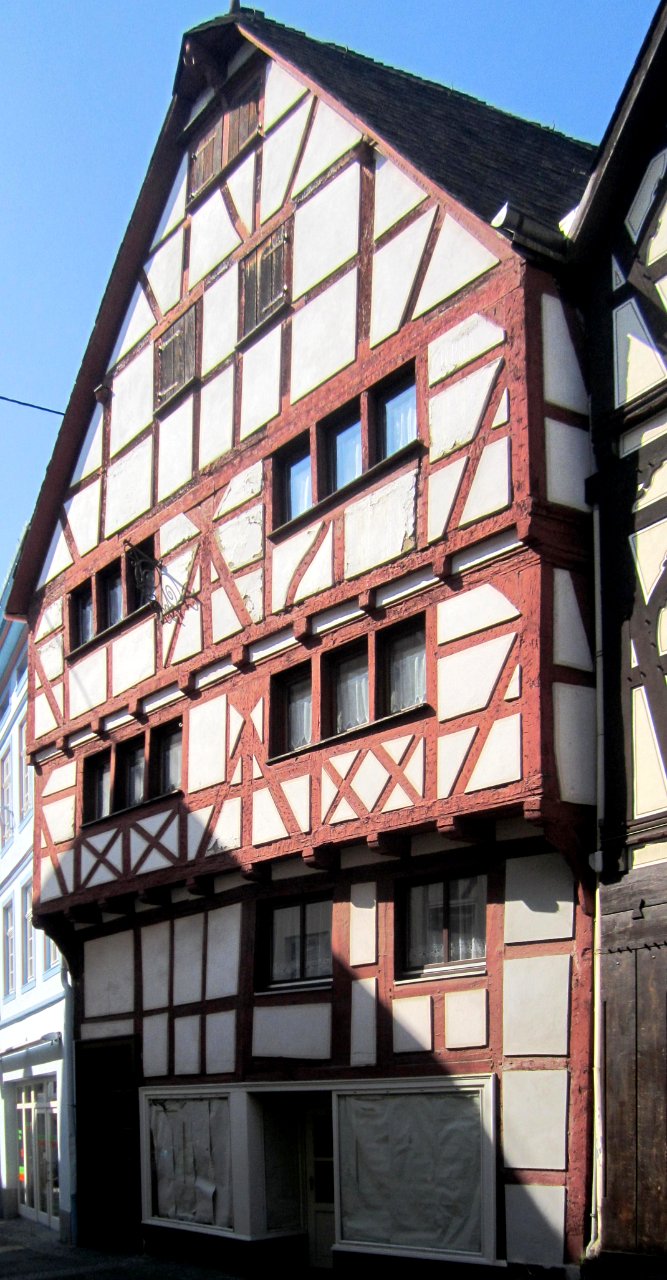 Mittelstraße 5