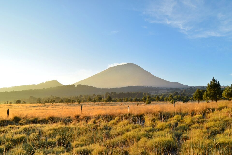 Mountain landscape mexico popocatepetl