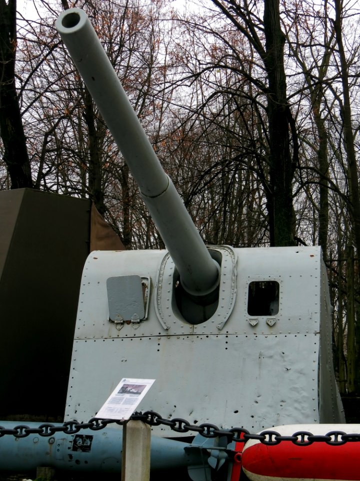 Muzeum Wojska Polskiego 10 120mm Bofors wz. 1936