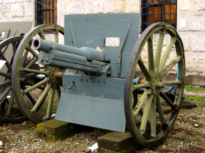 Muzeum Wojska Polskiego 33 75 mm armata wz. 1912 Schneider