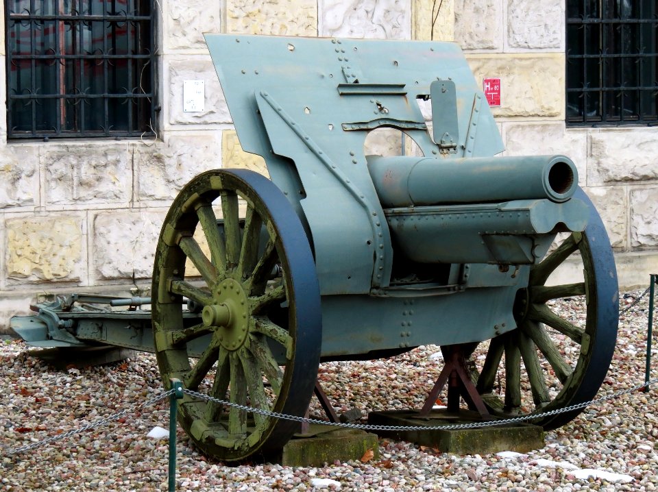 Muzeum Wojska Polskiego 35 122 mm haubica wz. 1910 30