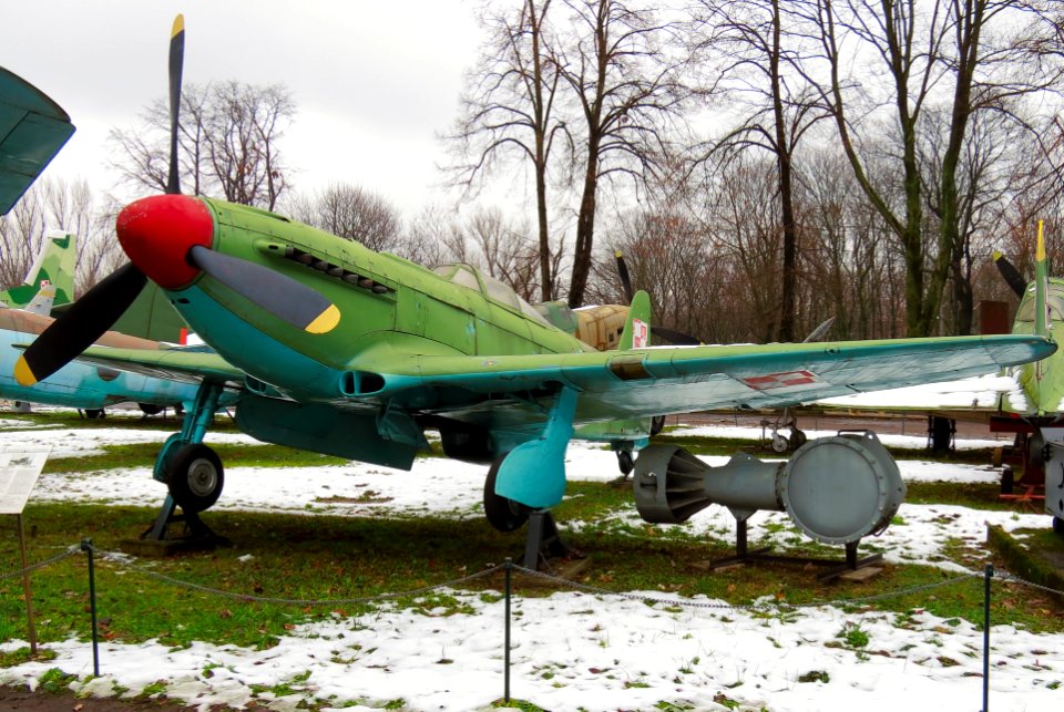 Muzeum Wojska Polskiego 48 Jak-9P