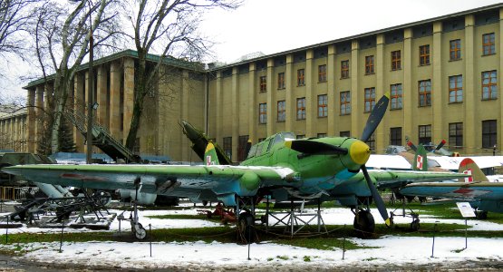 Muzeum Wojska Polskiego 47 Ił-2M3