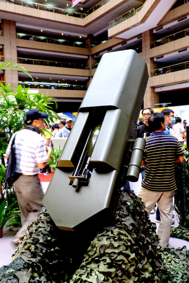 MPC 120mm Advanced Mobile Mortar System and Semi-automatic Muzzle Loading Mechanism 20150815a