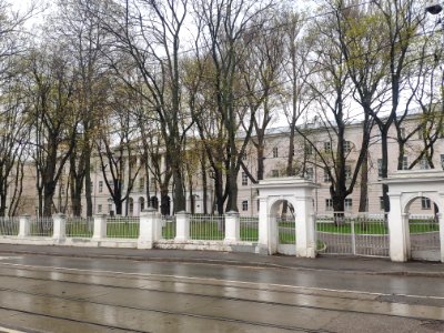 Moscow Alexanders Institute - Wall and Gates - 2021-05-01 - p3