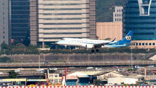 Mandarin Airlines Embraer 190 B-16822 on Final Approach at Taipei Songshan Airport 20150104b