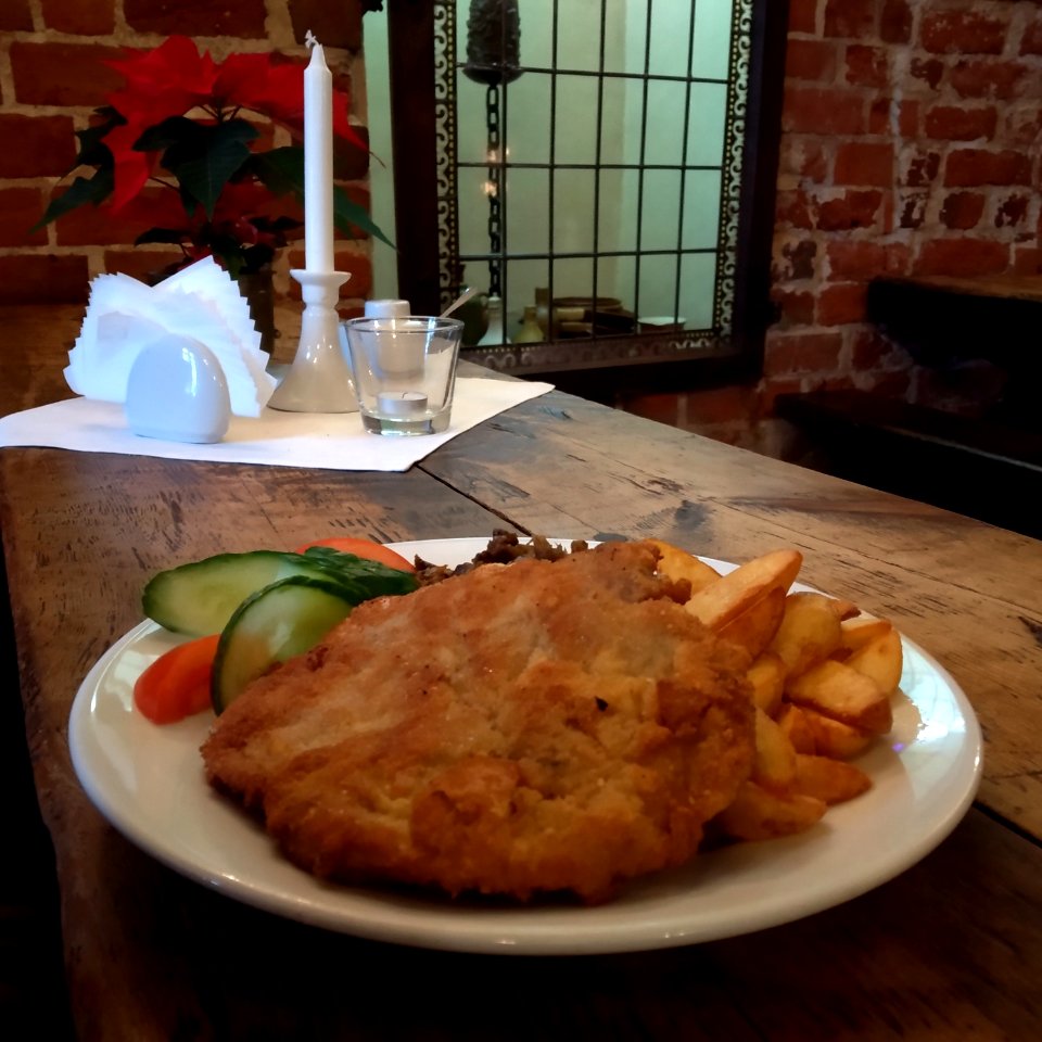 Malbork restauracja Piwniczka 06