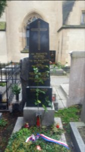 Malypetr Fucik tombstone Vysehrad