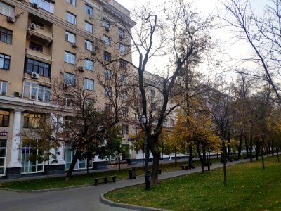 Narkomtiazhprom residential building 2