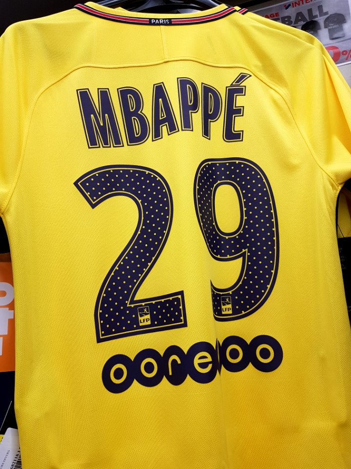 Maillot extérieur PSG 2017-2018 Mbappé