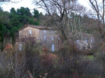 Maison à terre