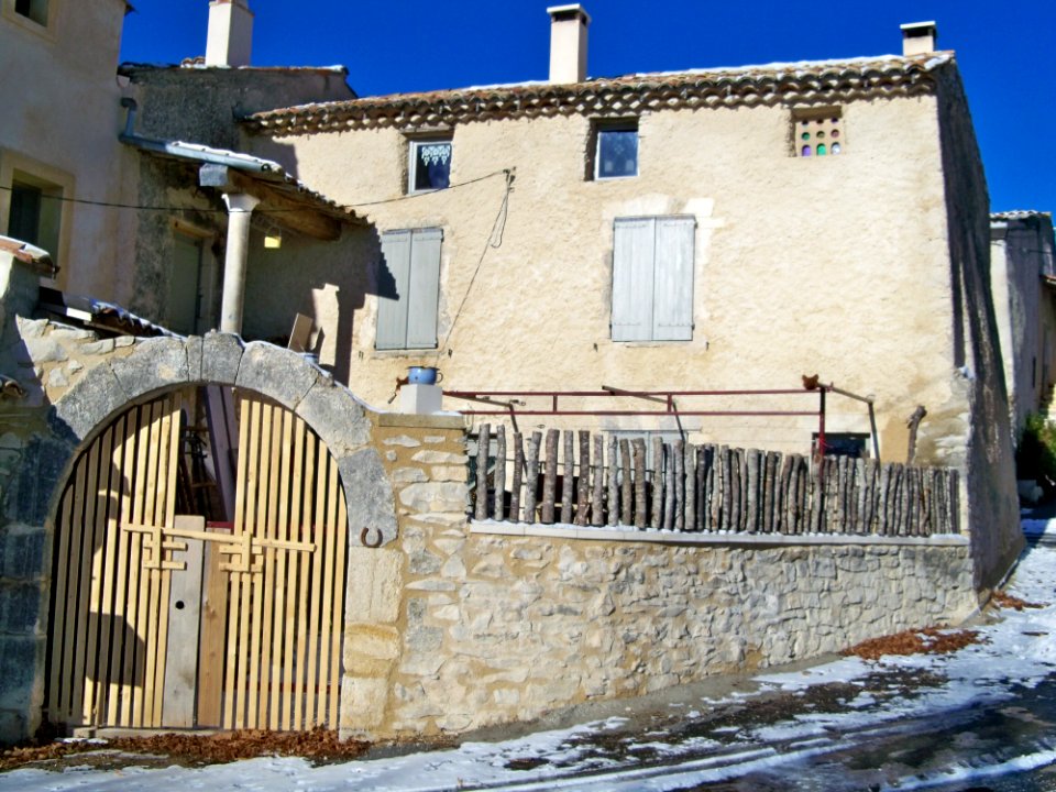 Maison avec ancien pigeonnier