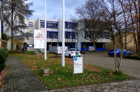 Max-Planck-Gymnasium, Düsseldorf, Dezember 2020 (2)