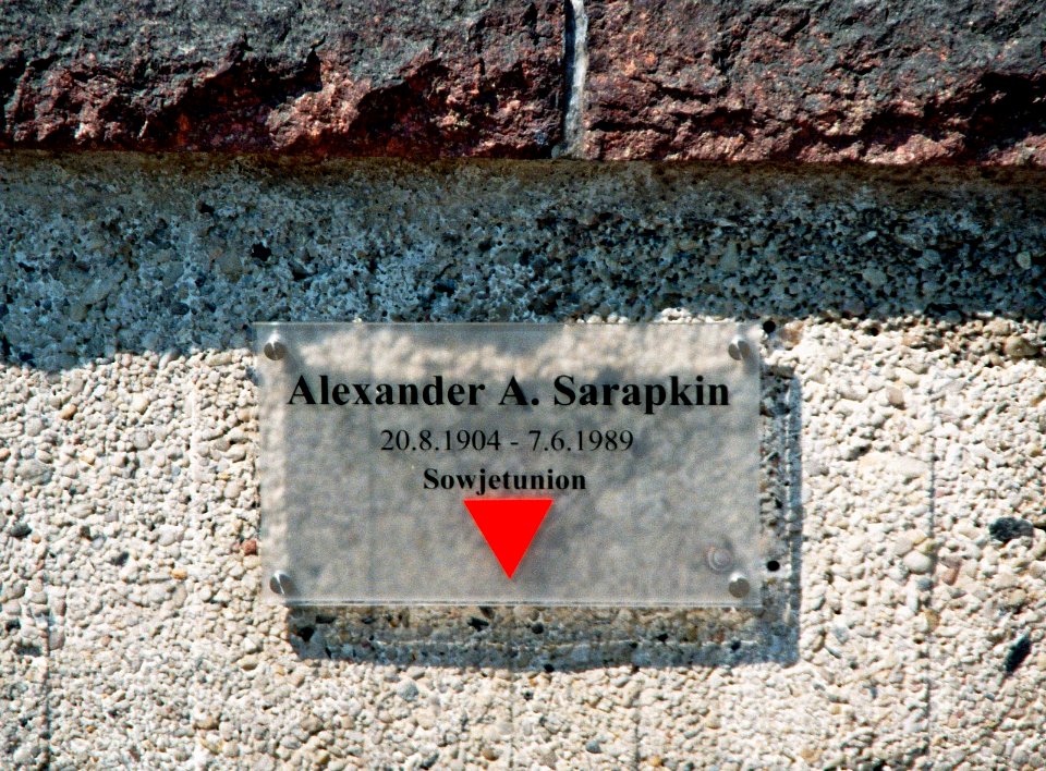 Mahnmal gegen Faschismus und Krieg Gedenktafel Sarapkin