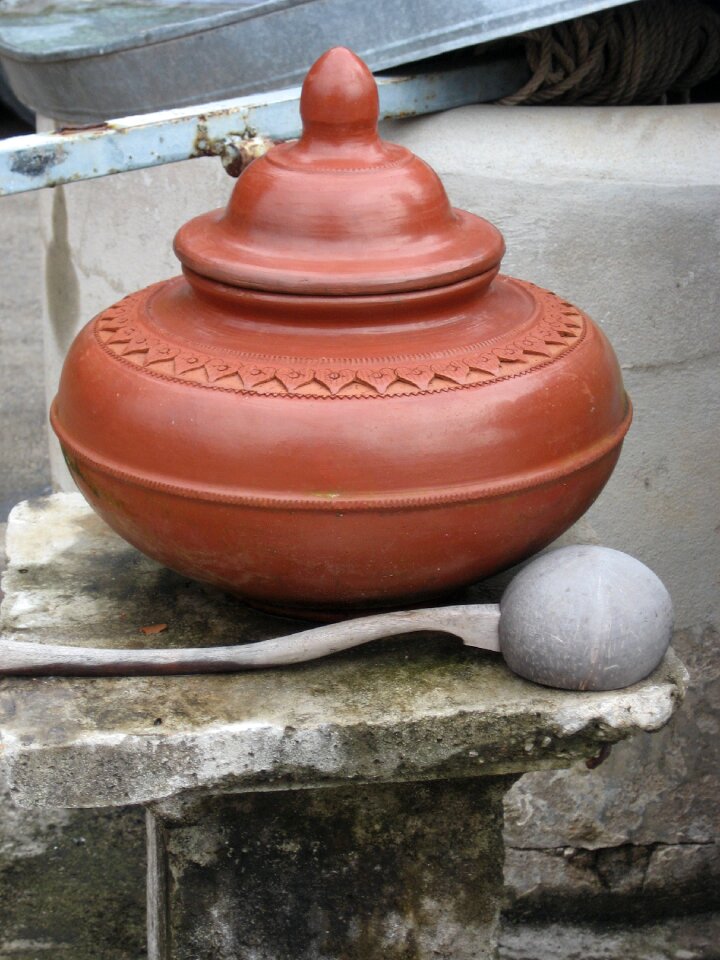 Earthenware ceramic wat