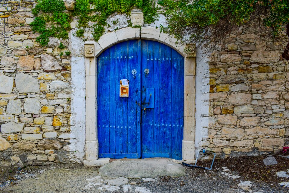 Architecture traditional doorway