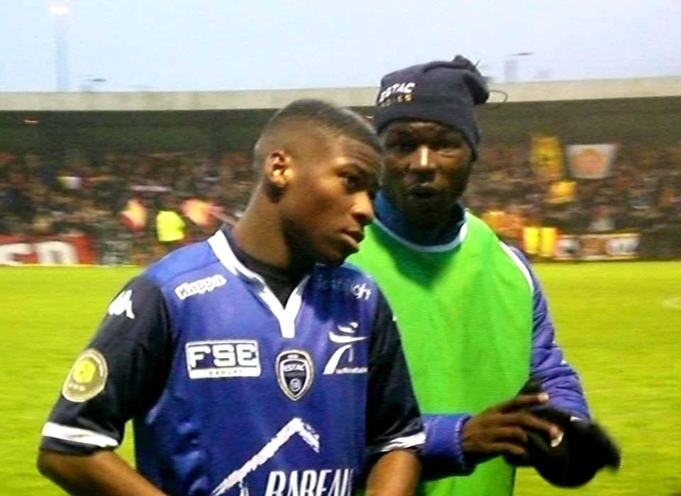 Lens B - Troyes B (13-02-2016) 38
