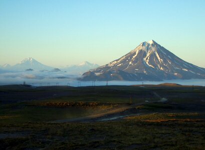 Volcanoes ridge dahl photo