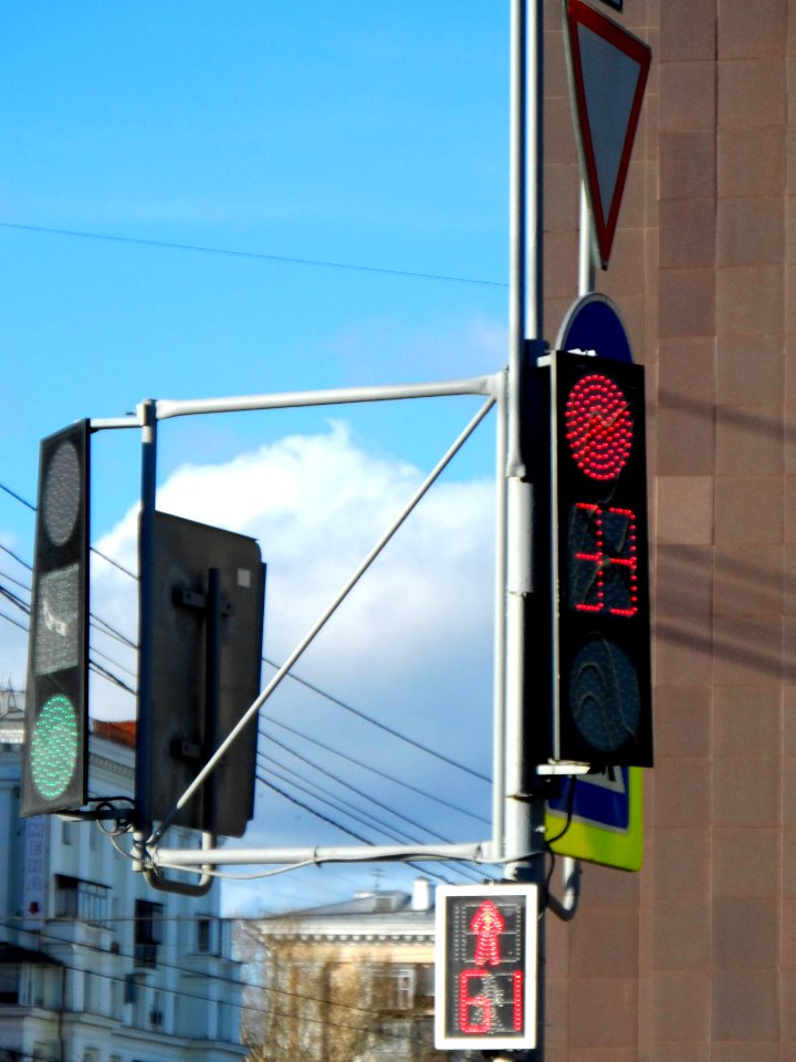 LED traffic lights