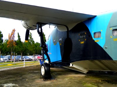 Left Landing Gear and Wheel Dock of ROCAF HU-16 1024 20131231